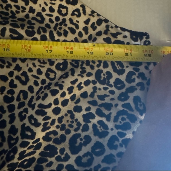 Plus size boutique halter tie waist blouse . NWOT size 1x - Picture 5 of 5